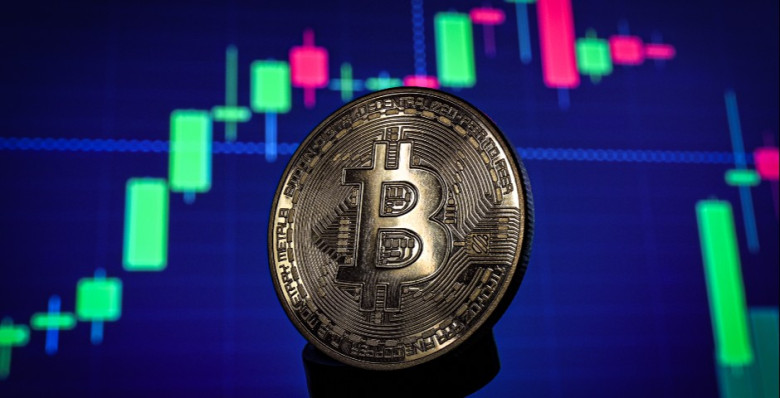 Биткоин впервые превысил отметку в $124 тыс.