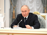 Владимир Путин оценил долю доллара и евро в расчетах с КНР