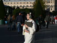 Треть выпускников российских вузов избыточно образованы для своей должности