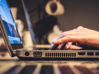 Госдума рассмотрит законопроект о защите от мошеннических организаций в соцсетях