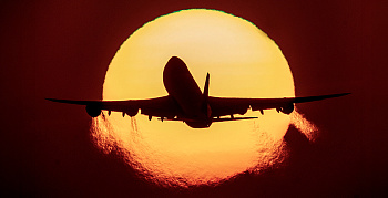 Демпфер заправят в крыло