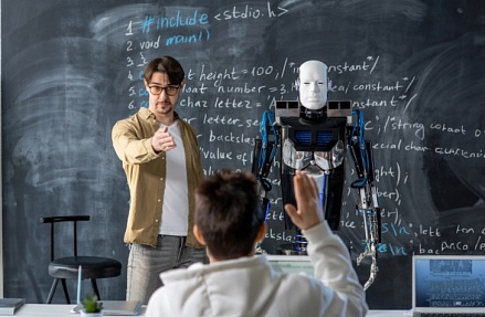 Учителей заменят роботы