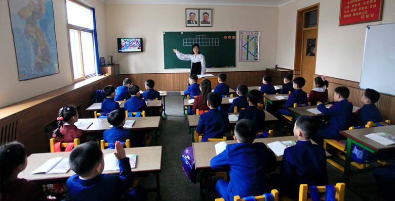 В школах КНДР ввели обязательное изучение русского языка
