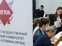 Госдума поддержала квоты на поступление в вузы для вдов участников спецоперации