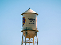 Warner Bros. Discovery подала в суд на ИИ-компанию из-за Скуби-ду и Бэтмена