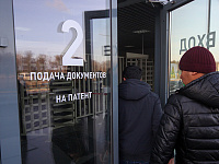 Владимир Путин допустил отмену патентной системы для мигрантов