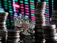 Аналитики вновь понизили прогноз по курсу доллара на ближайшие три года