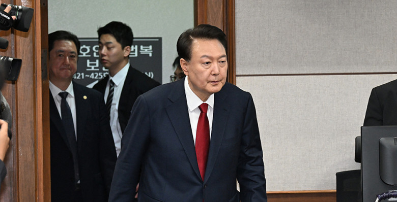 Суд приговорил экс-президента Южной Кореи к пожизненному заключению по делу о мятеже