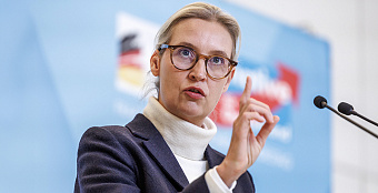 Дружба на расстоянии вытянутой руки