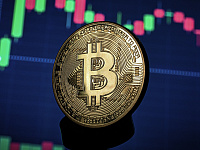 Стоимость биткоина опустилась ниже $75 тыс. впервые с апреля 2025 года