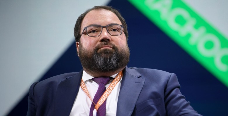Глава Минцифры разъяснил порядок назначения штрафов за поиск экстремизма