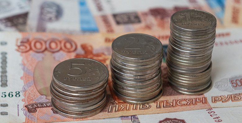 В Госдуме одобрили повышение МРОТ до 27 тысяч рублей