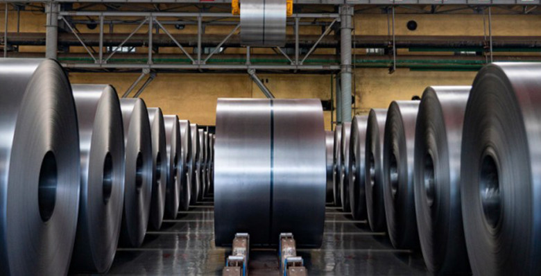Цены на алюминий выросли на 6% после атак на Ближнем Востоке