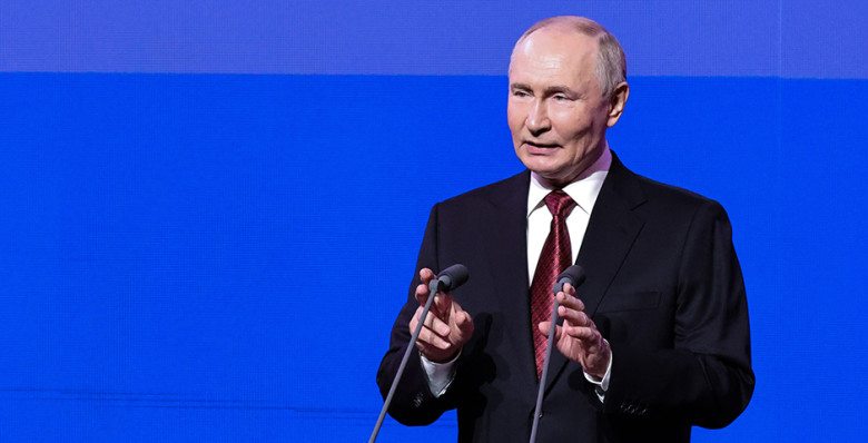 Владимир Путин заявил о сохранении семейной льготной ипотеки