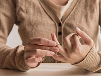 Кабмин подготовит проект об обязательной медиации при разводе