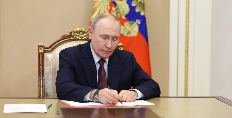 Владимир Путин продлил пилотный проект по реформе высшего образования