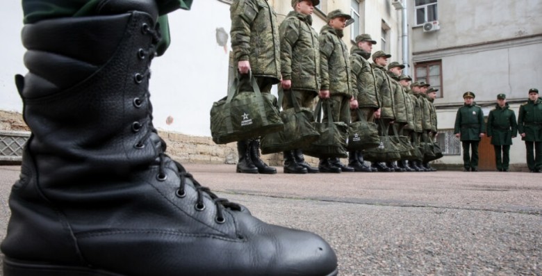 Госдума повысила штрафы за несообщение в военкомат о переезде