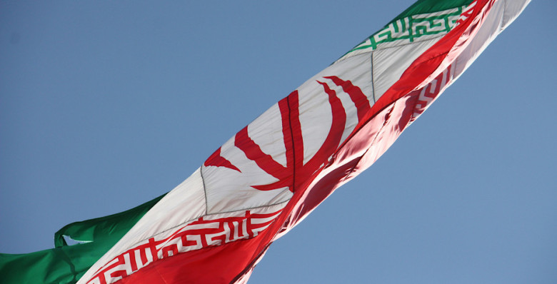 Президент Ирана принес извинения соседним странам за причиненный ущерб