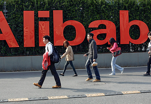 Платформы берут контроль на себя