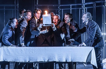 Артисты Александринки спели «Чайку»