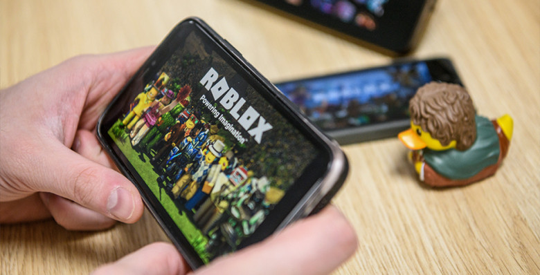 В Кремле сообщили о многочисленных обращениях детей после блокировки Roblox