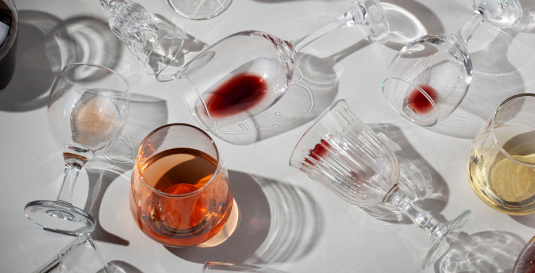 Потребление алкоголя в России упало до минимума с 1990-х годов