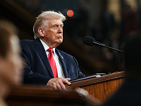 Дональд Трамп анонсировал пошлины в 100% на импорт лекарств