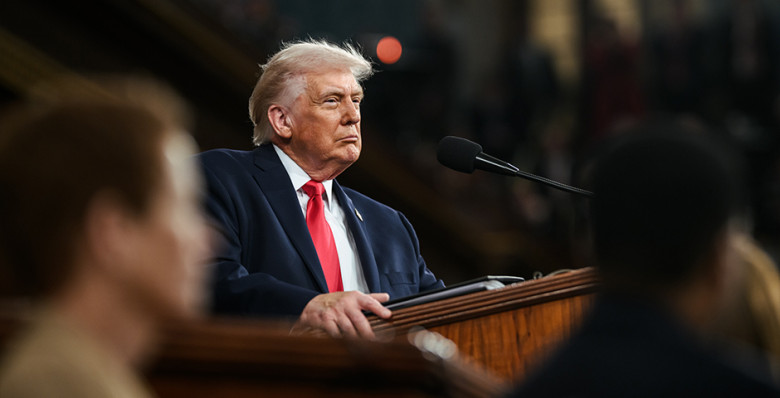 Дональд Трамп анонсировал пошлины в 100% на импорт лекарств