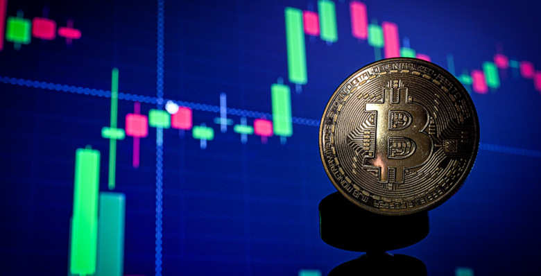 Биткоин превысил $120 000 на фоне шатдауна в США