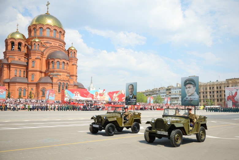 Парад, посвященный 81-й годовщине Победы в Великой Отечественной войне, в Волгограде