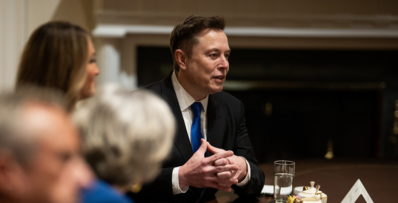 CNBC: Илон Маск может покинуть Tesla в случае отказа в выплате $1 трлн CNBC: Илон Маск может покинуть Tesla в случае отказа в выплате $1 трлн