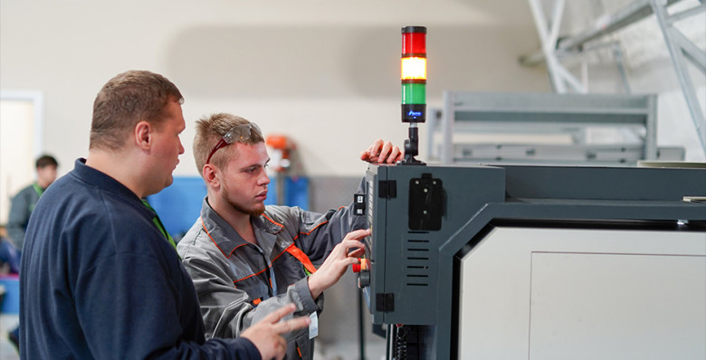 Антон Котяков назвал самую большую проблему в трудоустройстве молодежи