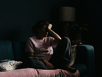 ВЦИОМ: более половины россиян постоянно чувствуют себя уставшими