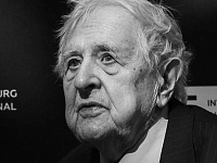 Умер почетный профессор СПбГУ Юрий Толстой