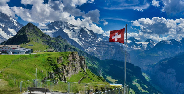 США снизят пошлины на швейцарские товары до 15%