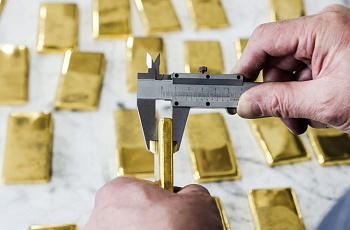 Золотые идут в гору