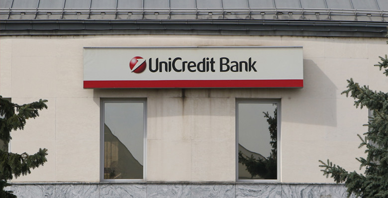 «Коммерсантъ» узнал о планах Unicredit ликвидировать бизнес в России вместо продажи