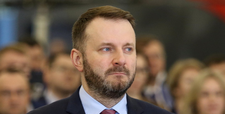 Максим Орешкин назвал экономическую ситуацию в РФ «очень непростой»