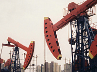 Аналитики объяснили рекордные поставки нефти по морю ростом добычи