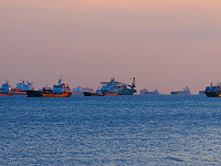 Глава МИД Ирана объявил об открытии Ормузского пролива