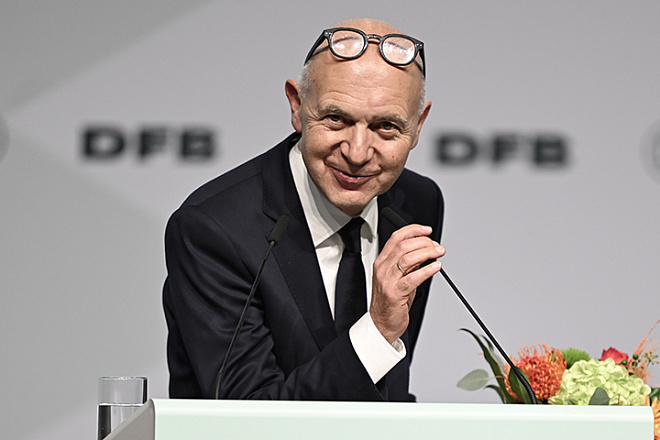 Немцы решили отфутболить США