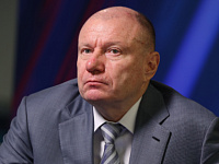 Владимир Потанин сравнил экономику России с дубом в грозу