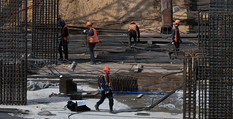 Число мигрантов в России сократилось до 5,7 млн человек