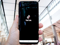 ЕК потребовала от TikTok изменить «вызывающий привыкание» интерфейс