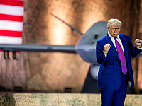 Дональд Трамп распорядился возобновить испытания ядерного оружия в США