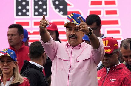 Президент Венесуэлы вывезен в США