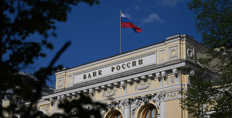 ЦБ снял ограничения на покупку валюты инвесторам из недружественных стран