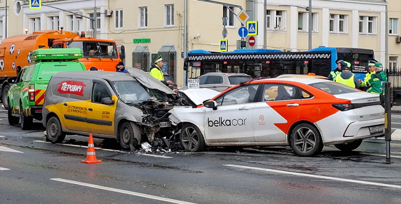 Кабмин одобрил повышение выплат по ОСАГО до 2 млн рублей