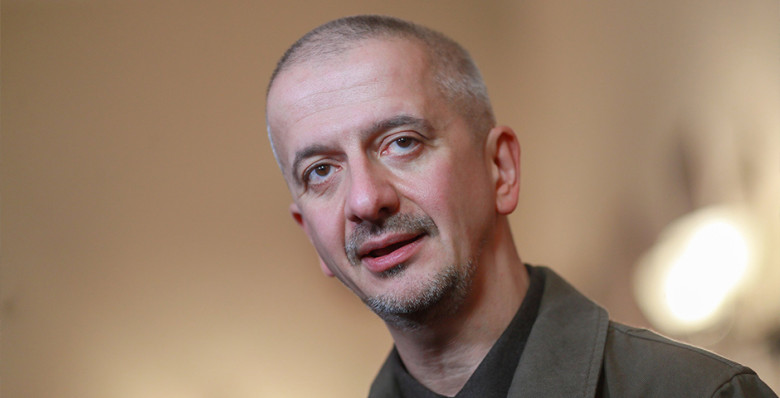 ТАСС узнал причину ухода Константина Богомолова из Школы-студии МХАТ