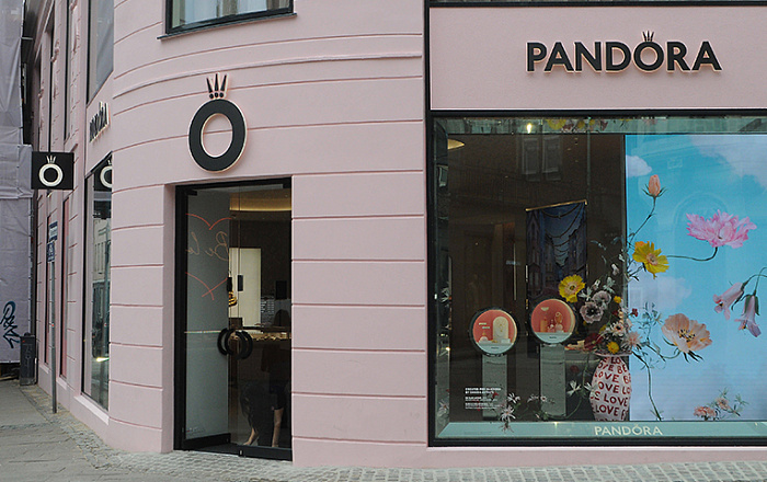 Главой Pandora впервые станет женщина